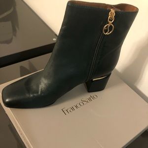Hunter green Franco Sarto booties
